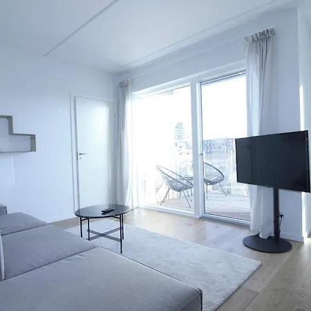 Fantastic 3-bed Wbalcony In North Harbour Копенгаген